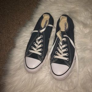 NEVER WORN B4 NAVY CONVERSE
